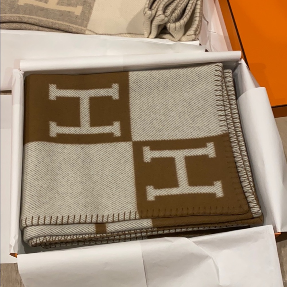 Hermès gold blanket